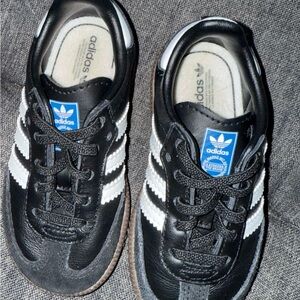 Adidas Kids Black and White Sneakers with Blue Accents